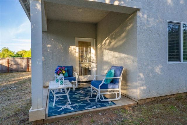 3622 Ginny Court, Redding, CA 96001