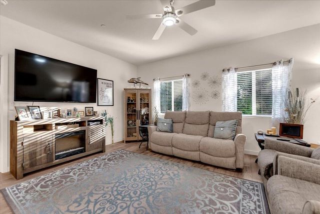 3622 Ginny Court, Redding, CA 96001