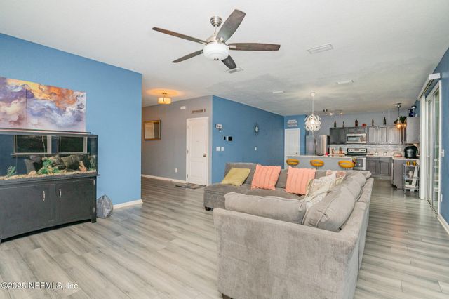 97500 ALBATROSS Drive, Yulee, FL 32097