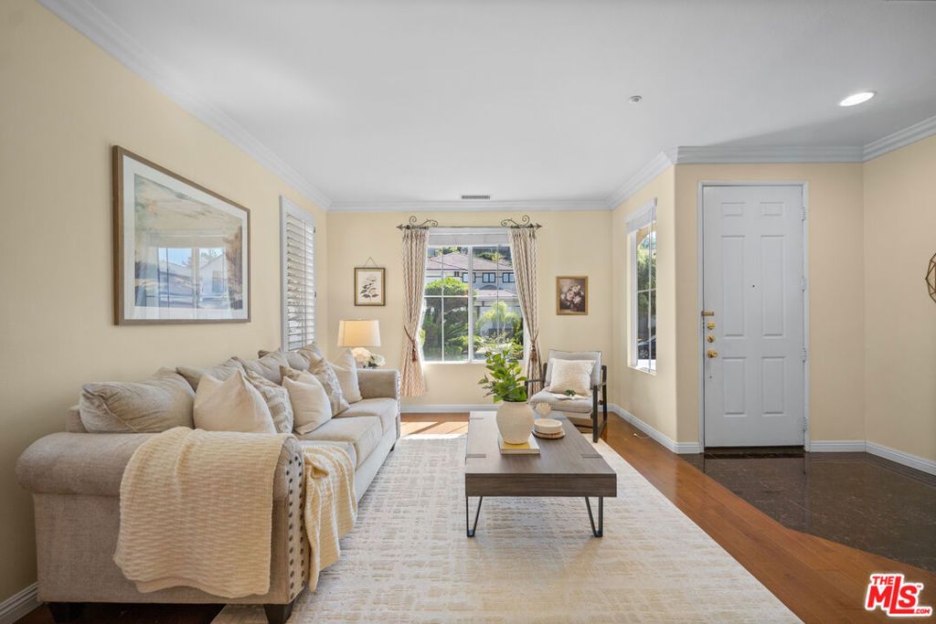 11071 Tamberly Lane, Los Angeles, CA 91042 — photo 2