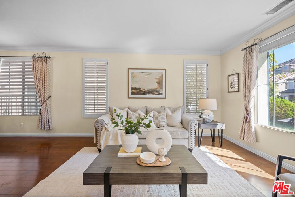 11071 Tamberly Lane, Los Angeles, CA 91042 — photo 4