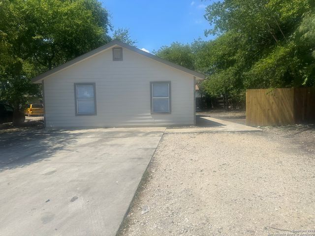 1311 Hortencia Ave Apt 2, San Antonio, TX 78228