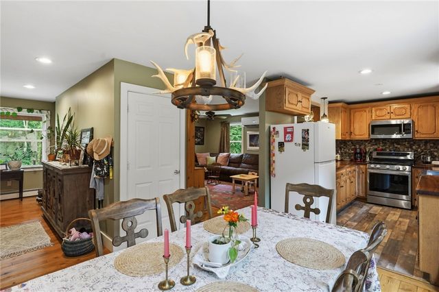 71 Mount Hygeia Road, Foster, RI 02825