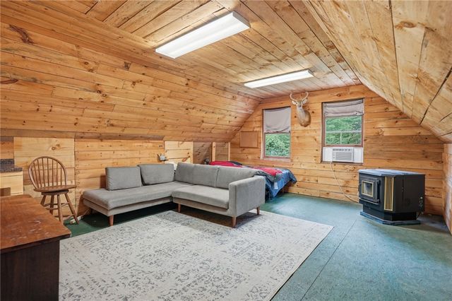 71 Mount Hygeia Road, Foster, RI 02825