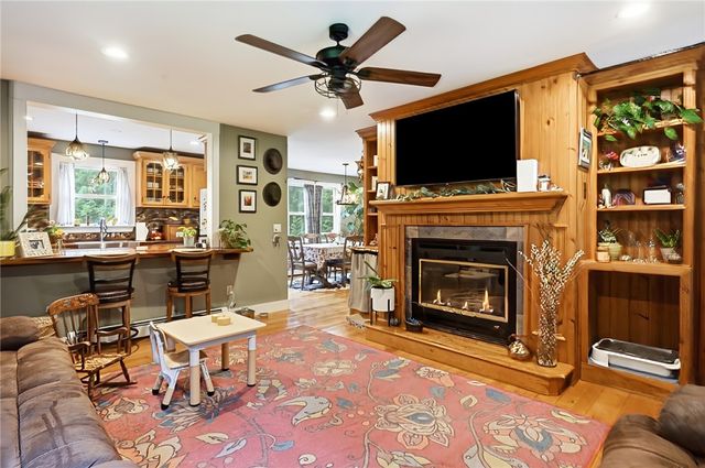 71 Mount Hygeia Road, Foster, RI 02825
