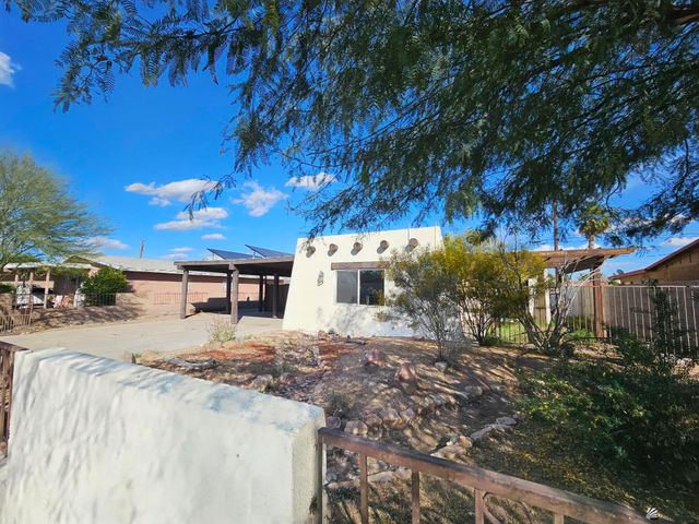 2271 S Olivia Ave, Yuma, AZ 85365