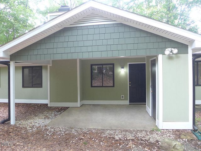 913 Shady Lawn Road A, Chapel Hill, NC 27514