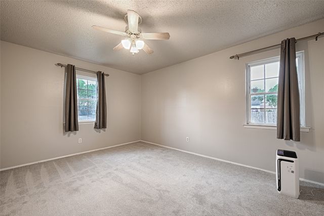 531 Himes Drive, Euless, TX 76039