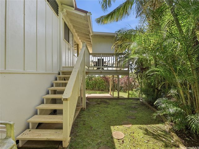 2175 Ahaku Place, Honolulu, HI 96821