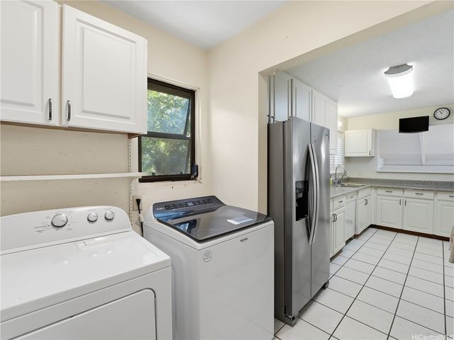 2175 Ahaku Place, Honolulu, HI 96821