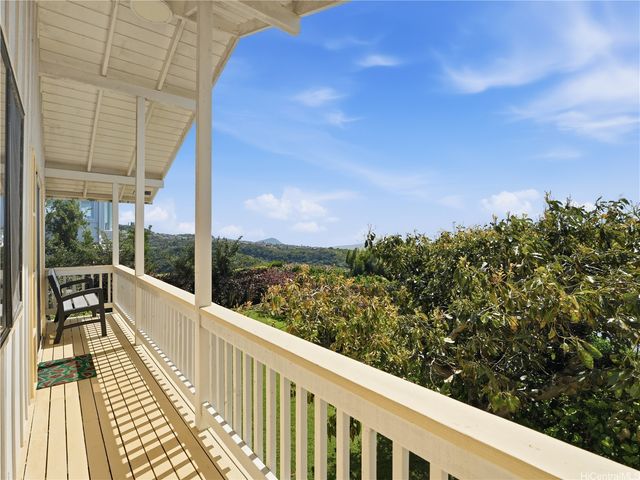 2175 Ahaku Place, Honolulu, HI 96821