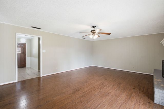 1109 N Lillian Street, Stephenville, TX 76401