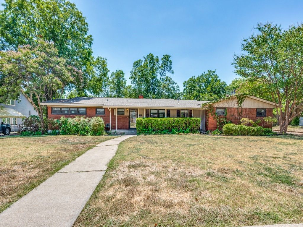 7040 Brooks Avenue, Richland Hills, TX 76118