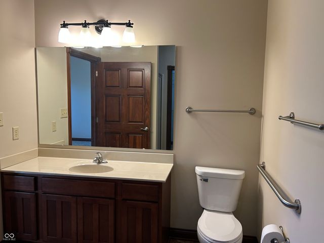 5375 E Commons West Drive, Mooresville, IN 46158