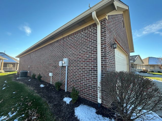 5375 E Commons West Drive, Mooresville, IN 46158