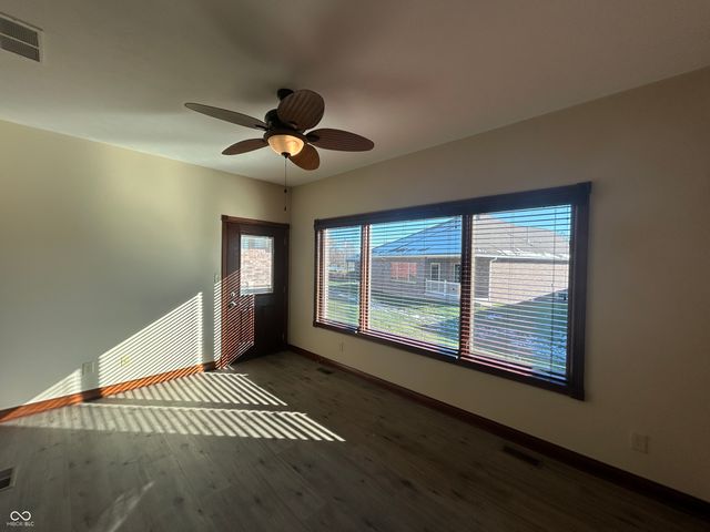 5375 E Commons West Drive, Mooresville, IN 46158