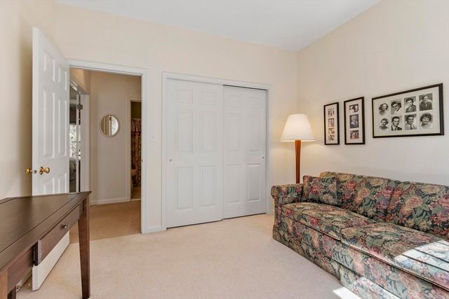 15 Pheasant Ln, Bedford, MA 01730