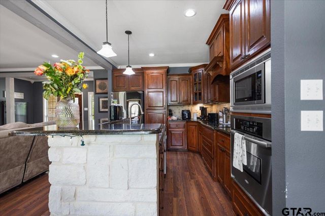 25115 County Road 453, Mineola, TX 75773