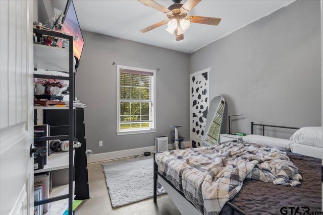 25115 County Road 453, Mineola, TX 75773