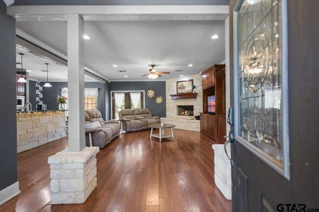 25115 County Road 453, Mineola, TX 75773