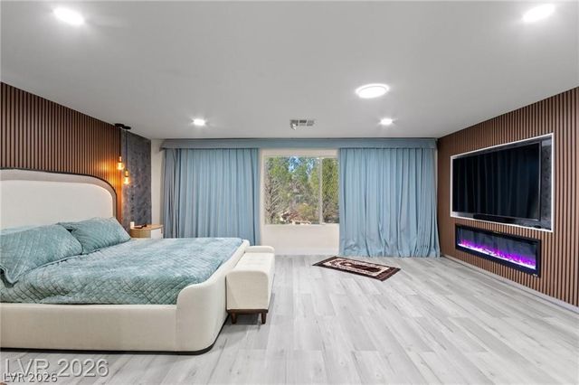 4198 Abernethy Forest Place, Las Vegas, NV 89141