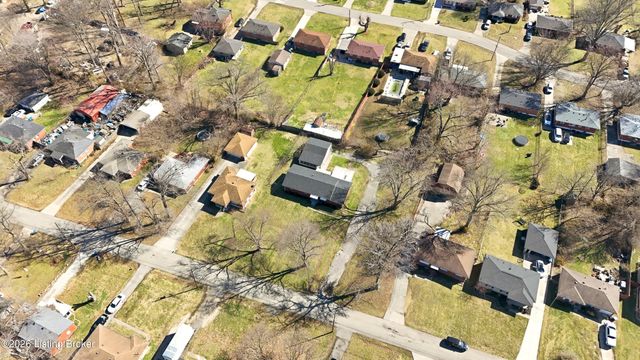 4319 Lynnview Dr, Louisville, KY 40216