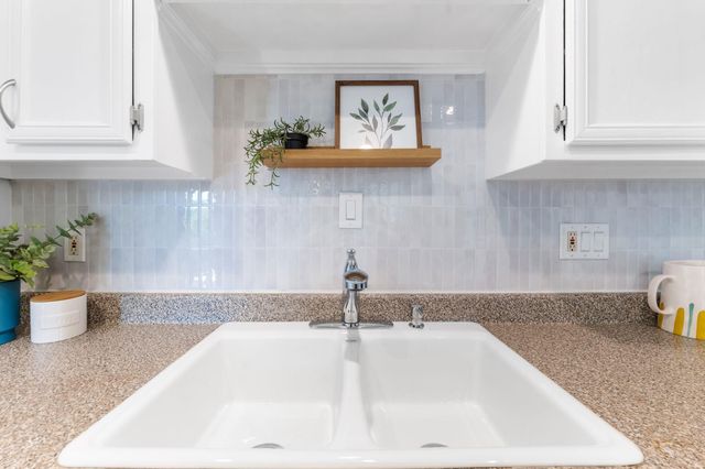 4159 Steck Ave 225, Austin, TX 78759