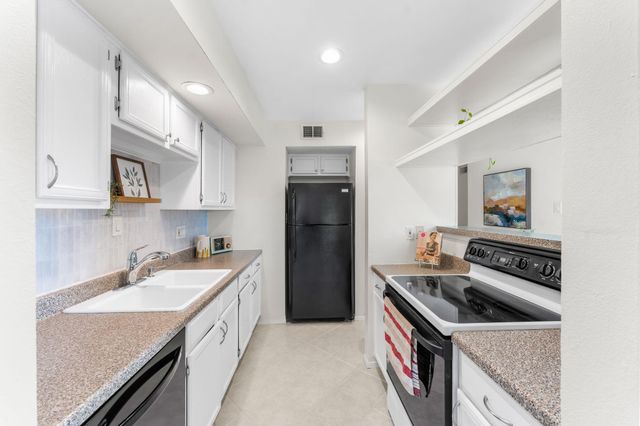 4159 Steck Ave 225, Austin, TX 78759