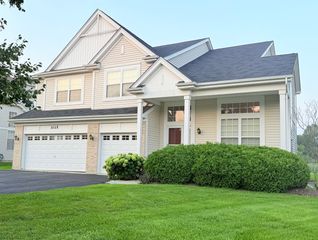 3015 Monterey Lane, Wadsworth, IL 60083