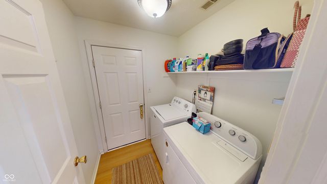 9979 Waterside Drive, Noblesville, IN 46060