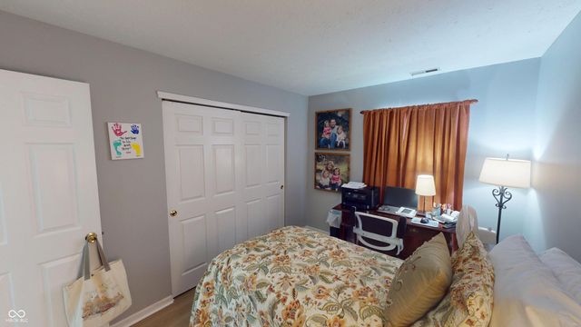 9979 Waterside Drive, Noblesville, IN 46060