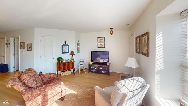 9979 Waterside Drive, Noblesville, IN 46060