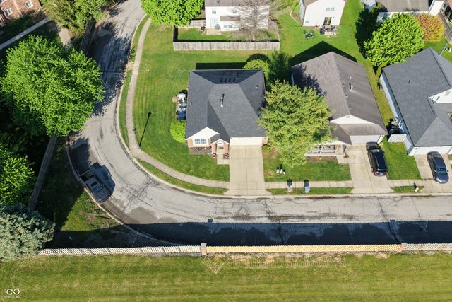 9979 Waterside Drive, Noblesville, IN 46060