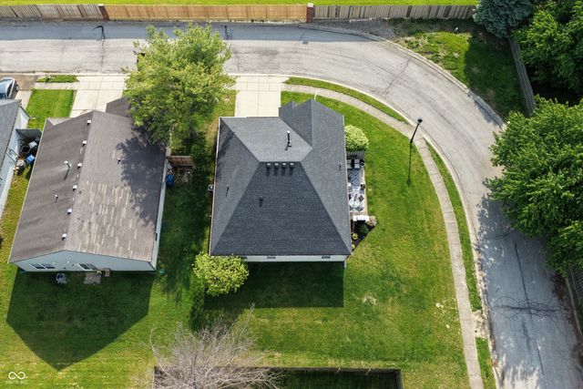 9979 Waterside Drive, Noblesville, IN 46060