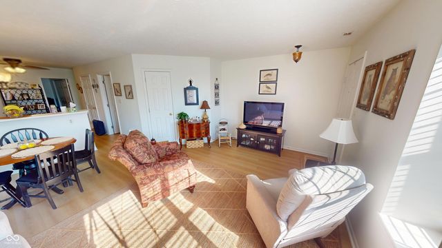 9979 Waterside Drive, Noblesville, IN 46060