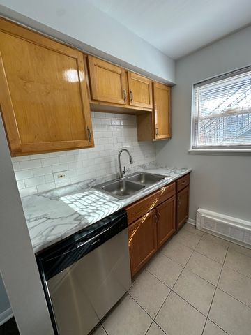 1928 Jackson Avenue 1A, Evanston, IL 60201