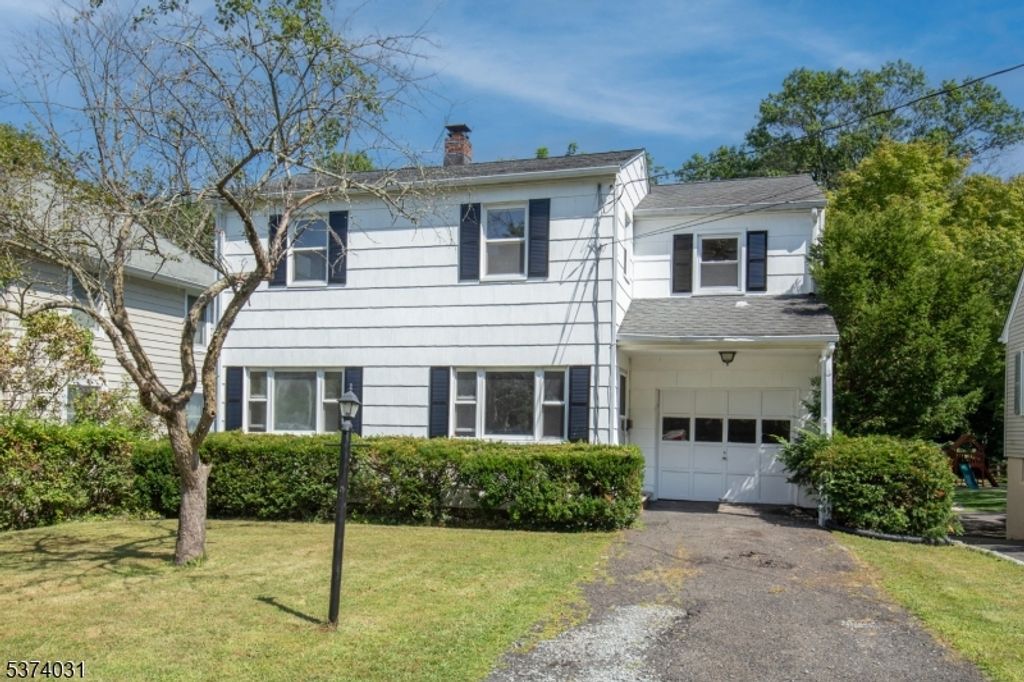19 Bridge St, Chatham Boro, NJ 07928