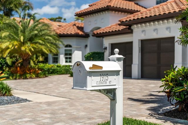 1915 CLEMATIS STREET, Sarasota, FL 34239