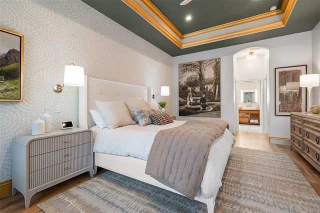 1915 CLEMATIS STREET, Sarasota, FL 34239