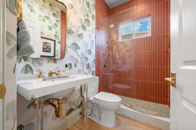 1915 CLEMATIS STREET, Sarasota, FL 34239
