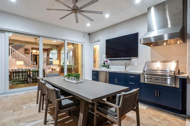 1915 CLEMATIS STREET, Sarasota, FL 34239