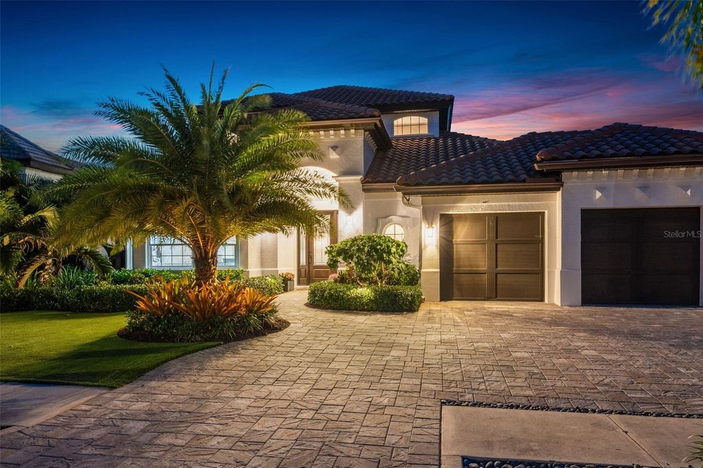 1915 CLEMATIS STREET, Sarasota, FL 34239