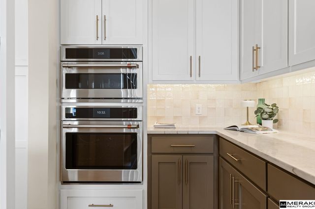 3530 S 220th Street, Elkhorn, NE 68022