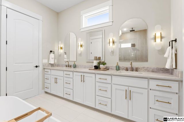 3530 S 220th Street, Elkhorn, NE 68022