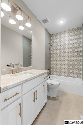 3530 S 220th Street, Elkhorn, NE 68022