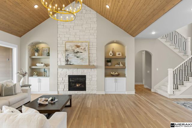 3530 S 220th Street, Elkhorn, NE 68022