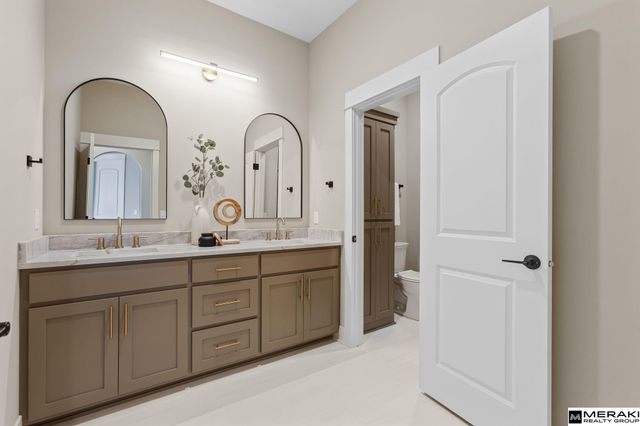 3530 S 220th Street, Elkhorn, NE 68022