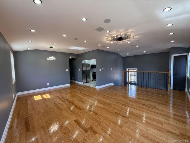 146-02 180th Street, Jamaica, NY 11434