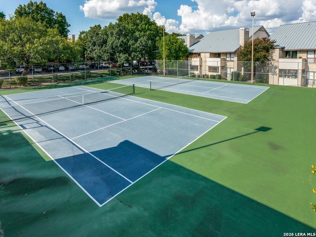 11843 Braesview Apt 716, San Antonio, TX 78213