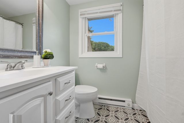 270 Sunderland Rd 45, Worcester, MA 01604